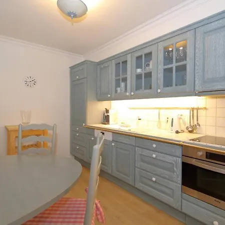 Apartament Freesensuen *